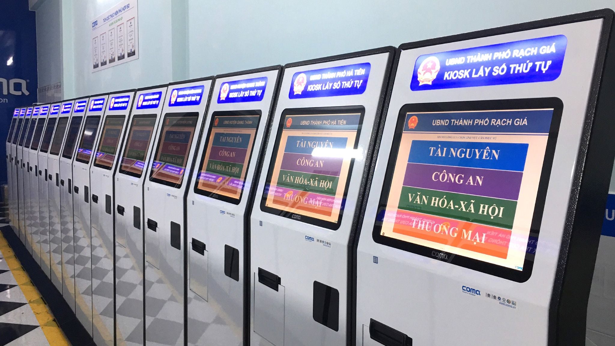 KIOSK In Cấp Số Thứ Tự ComQ Q-KIOSK 1737 CMT P80 KIOSK ComQ